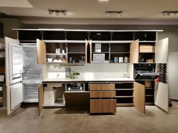Stosa - Cucina lineare - mod. Metropolis colore. Noce Eucalipto