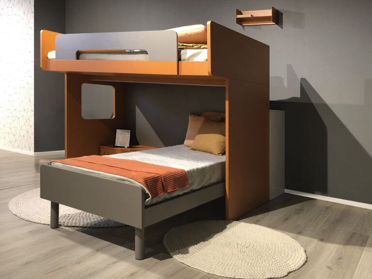 Cameretta Arancione 00