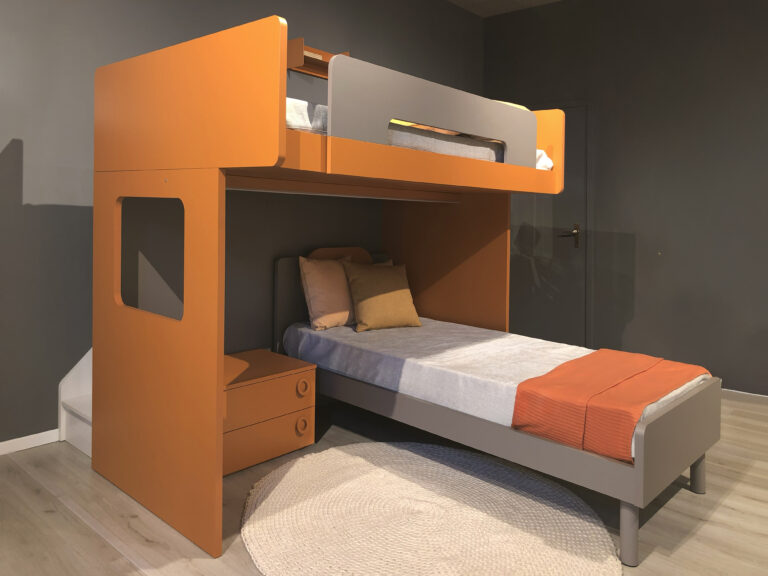 Cameretta Arancione 01