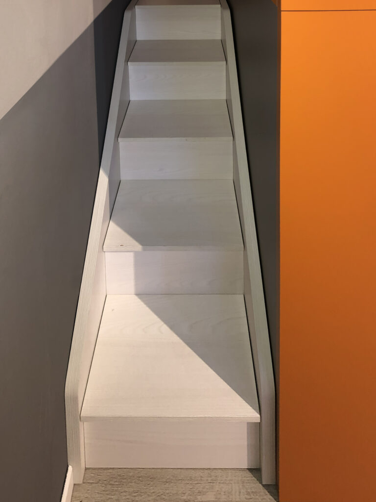 Cameretta Arancione 05