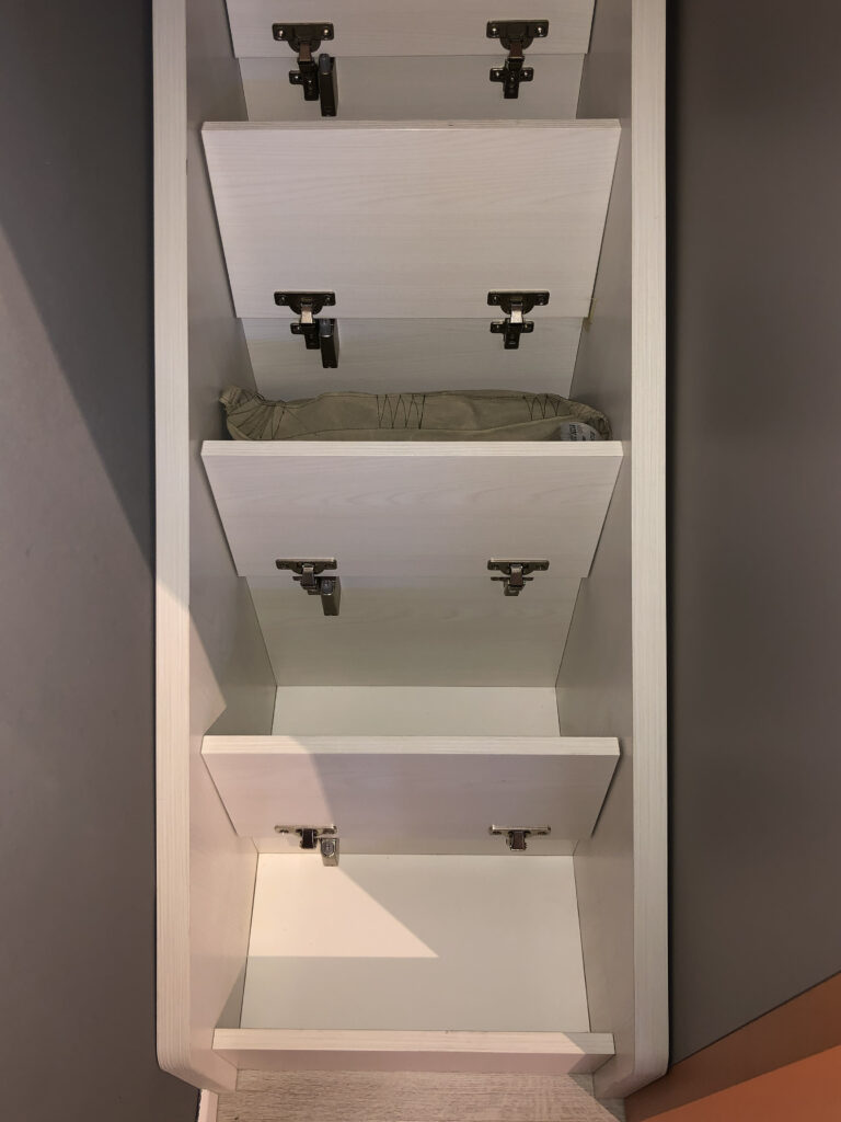 Cameretta Arancione 06