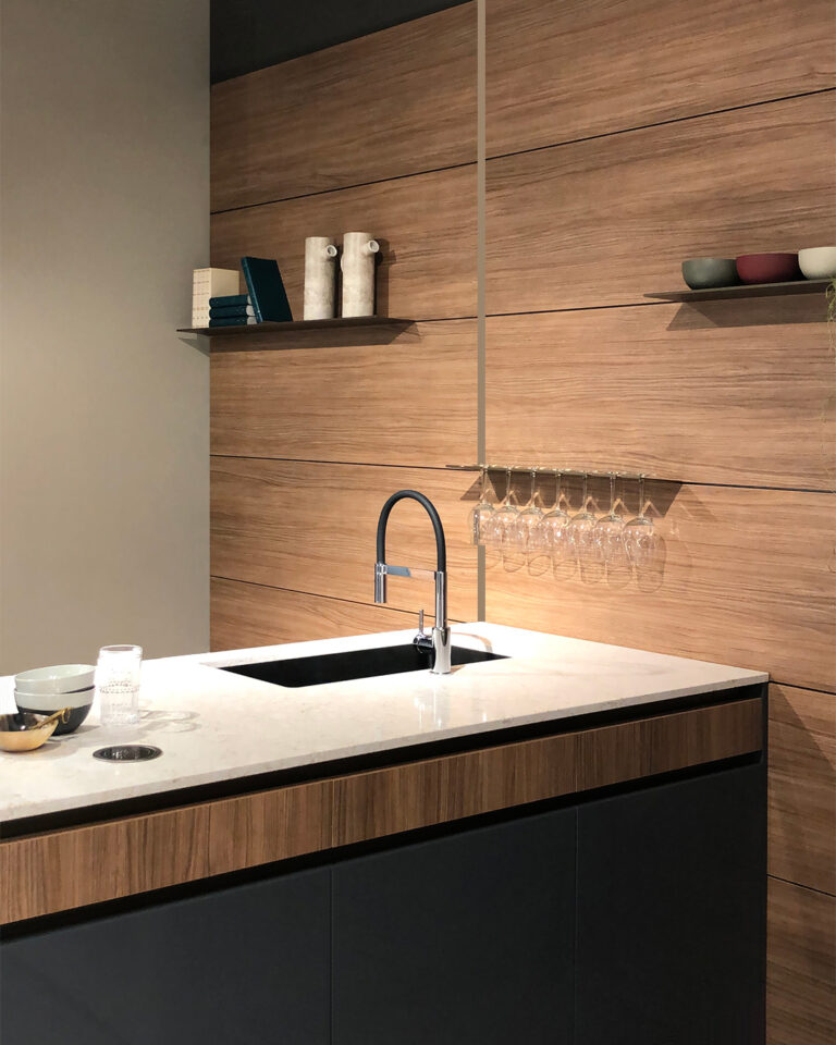 parete atrezzata color trend